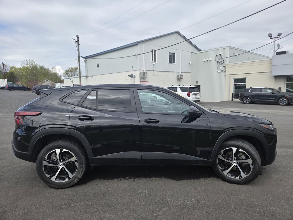 2024 Chevrolet Trax 1RS in Cowansville, Quebec - 4 - w1024h768px