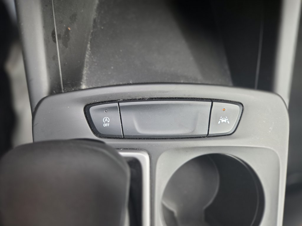 2024 Chevrolet Trax 1RS in Cowansville, Quebec - 24 - w1024h768px