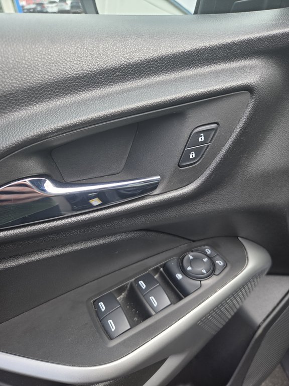 2024 Chevrolet Trax 1RS in Cowansville, Quebec - 16 - w1024h768px