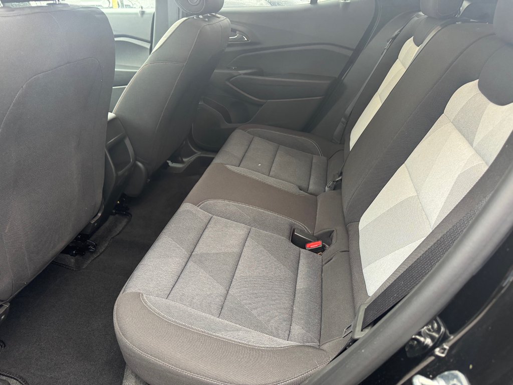 2025 Chevrolet Trax 1RS in Cowansville, Quebec - 14 - w1024h768px