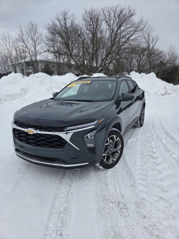 Chevrolet Trax LT 2025 à Cowansville, Québec - 1 - w1024h768px