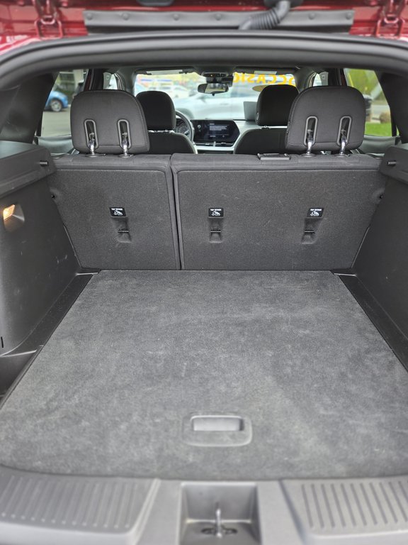 2025 Chevrolet Trax 1RS in Cowansville, Quebec - 12 - w1024h768px