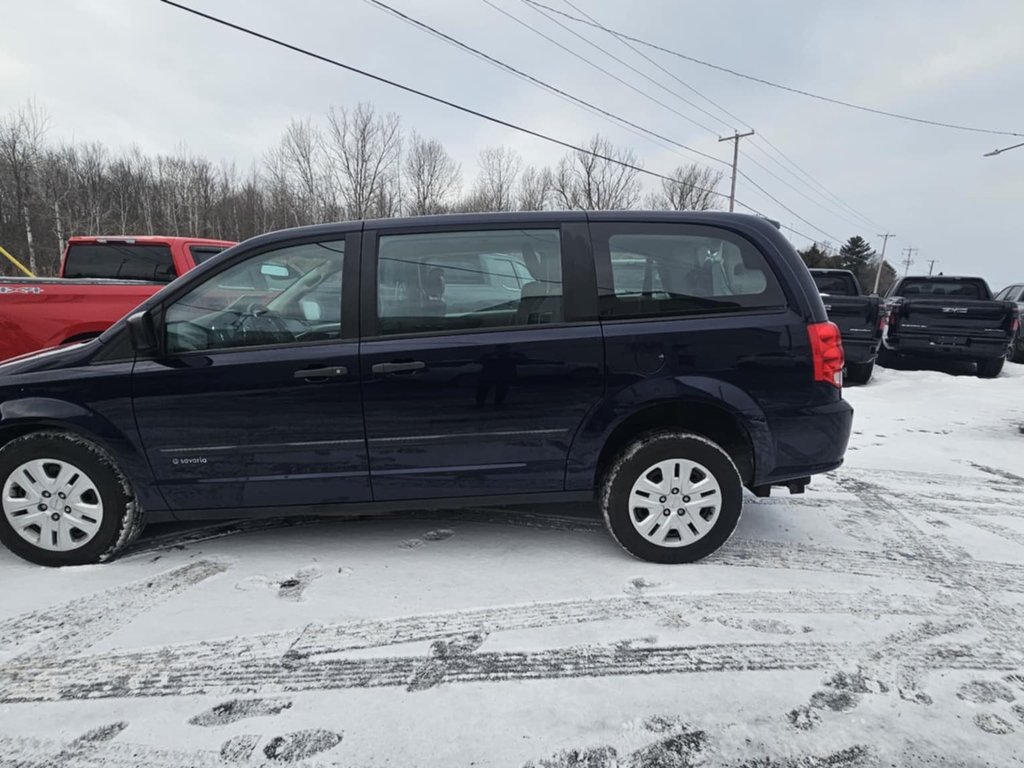 2015 Dodge Grand Caravan Canada Value Package in Cowansville, Quebec - 2 - w1024h768px