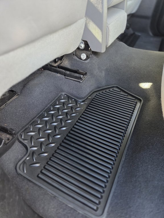 2019 GMC Sierra 1500 Limited 5.3 L DOUBLE CAB// ELEVATION// GR.REMORQUAGE in Cowansville, Quebec - 12 - w1024h768px