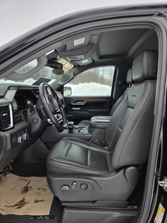 2022 GMC Sierra 1500 Denali in Cowansville, Quebec - 16 - w1024h768px