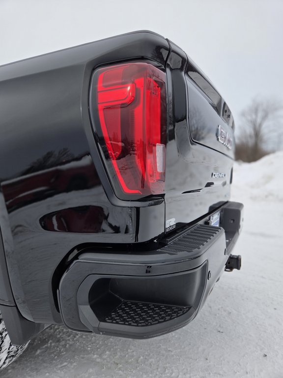 2022 GMC Sierra 1500 Denali in Cowansville, Quebec - 14 - w1024h768px