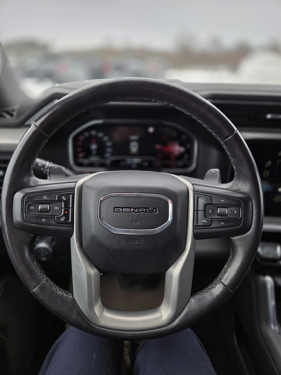 2022 GMC Sierra 1500 Denali in Cowansville, Quebec - 17 - w1024h768px