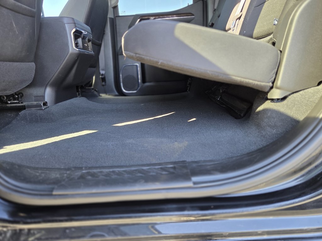 GMC Sierra 1500 Elevation 2024 à Cowansville, Québec - 16 - w1024h768px