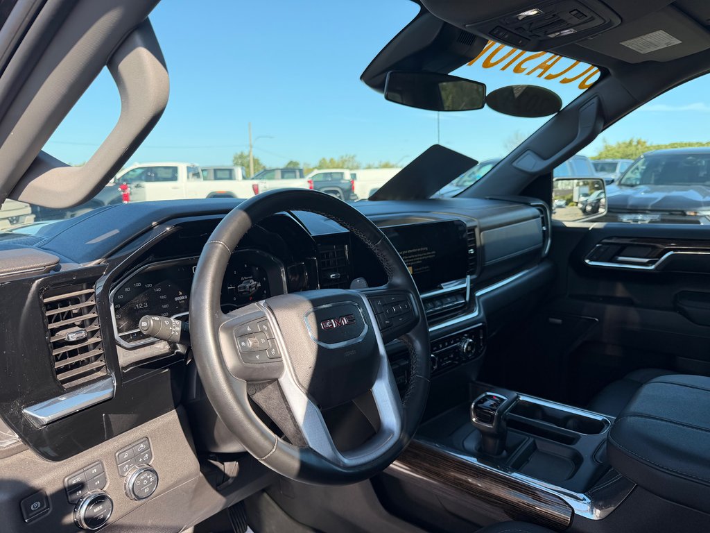 2024 GMC Sierra 1500 Elevation in Cowansville, Quebec - 10 - w1024h768px