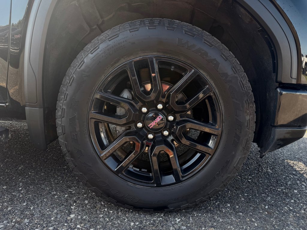 2024 GMC Sierra 1500 Elevation in Cowansville, Quebec - 9 - w1024h768px
