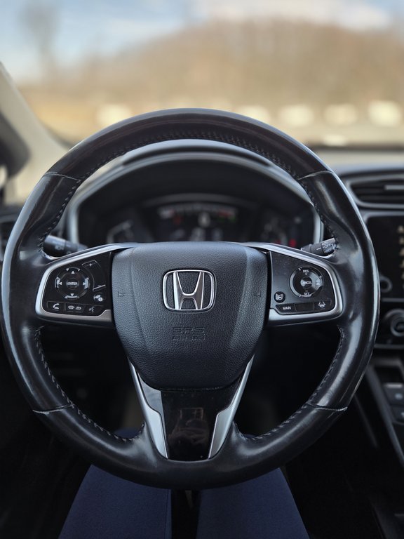 2019 Honda CR-V Touring in Cowansville, Quebec - 29 - w1024h768px