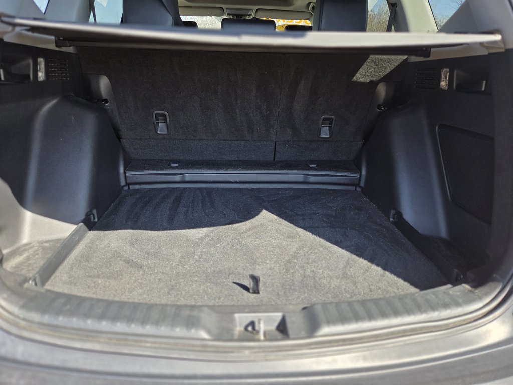 2019 Honda CR-V Touring in Cowansville, Quebec - 13 - w1024h768px