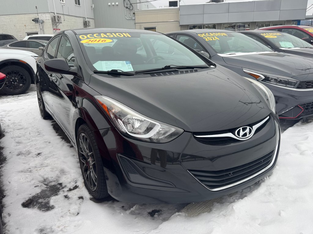 Hyundai Elantra GL 2016 à Cowansville, Québec - 2 - w1024h768px