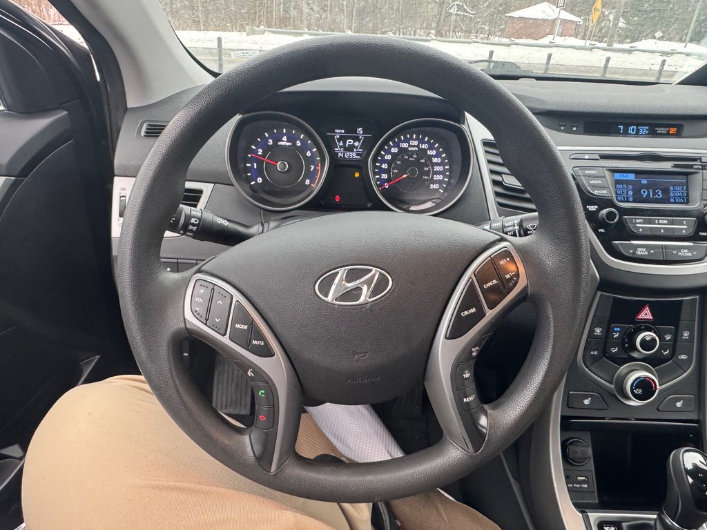 Hyundai Elantra GL 2016 à Cowansville, Québec - 8 - w1024h768px