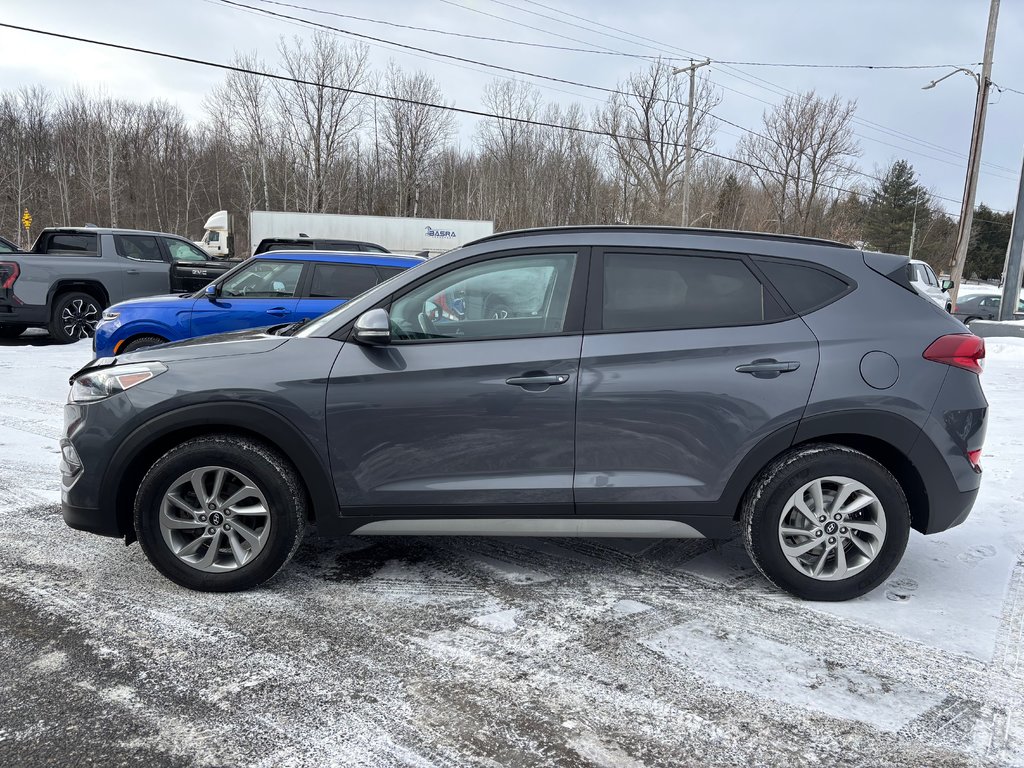 2018 Hyundai Tucson SE in Cowansville, Quebec - 2 - w1024h768px