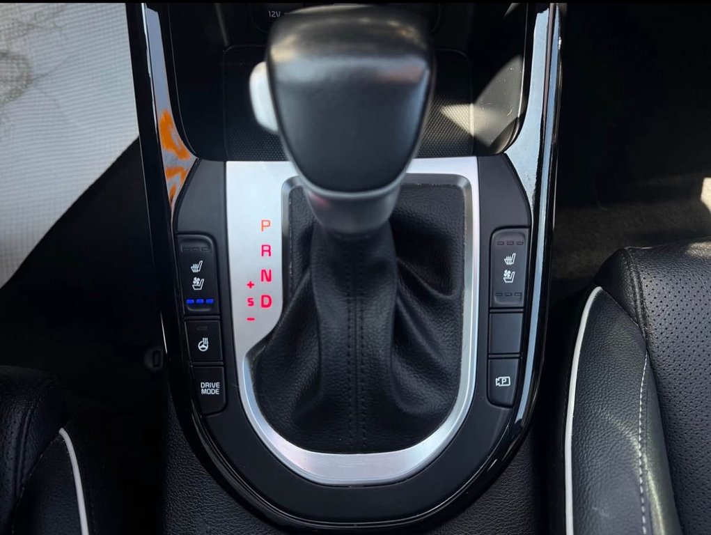 Kia Forte GT-Line 2024 à Cowansville, Québec - 12 - w1024h768px