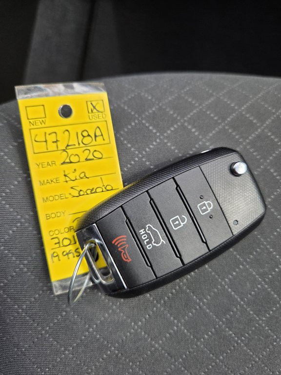 2020 Kia Sorento LX in Cowansville, Quebec - 27 - w1024h768px