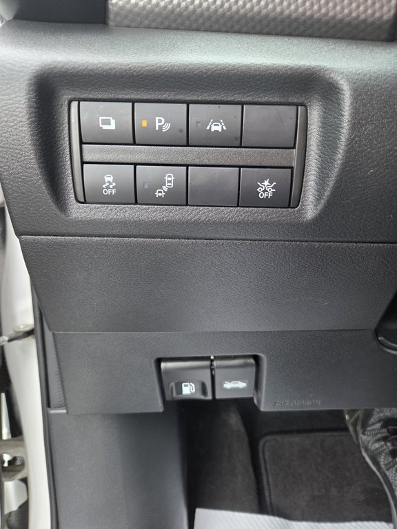 Nissan Kicks S 2020 à Cowansville, Québec - 24 - w1024h768px