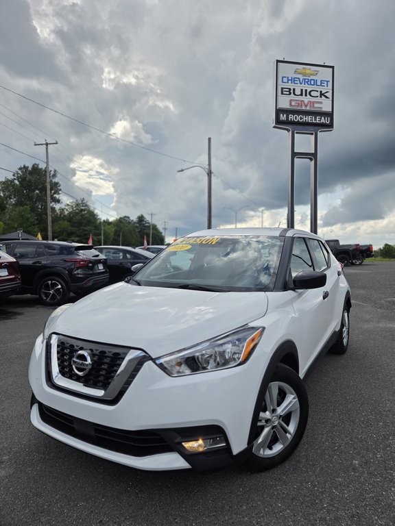 Nissan Kicks S 2020 à Cowansville, Québec - 1 - w1024h768px
