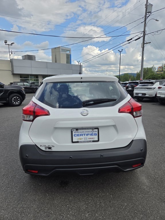 Nissan Kicks S 2020 à Cowansville, Québec - 6 - w1024h768px
