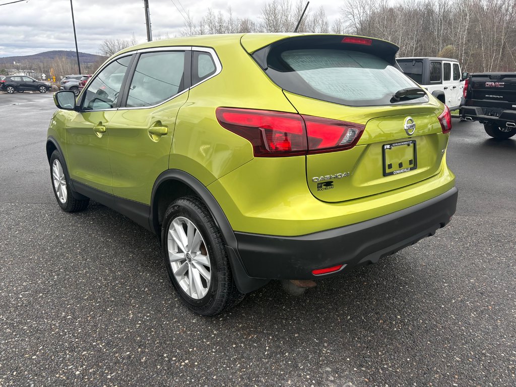 Qashqai SV 2017 à Cowansville, Québec - 4 - w1024h768px