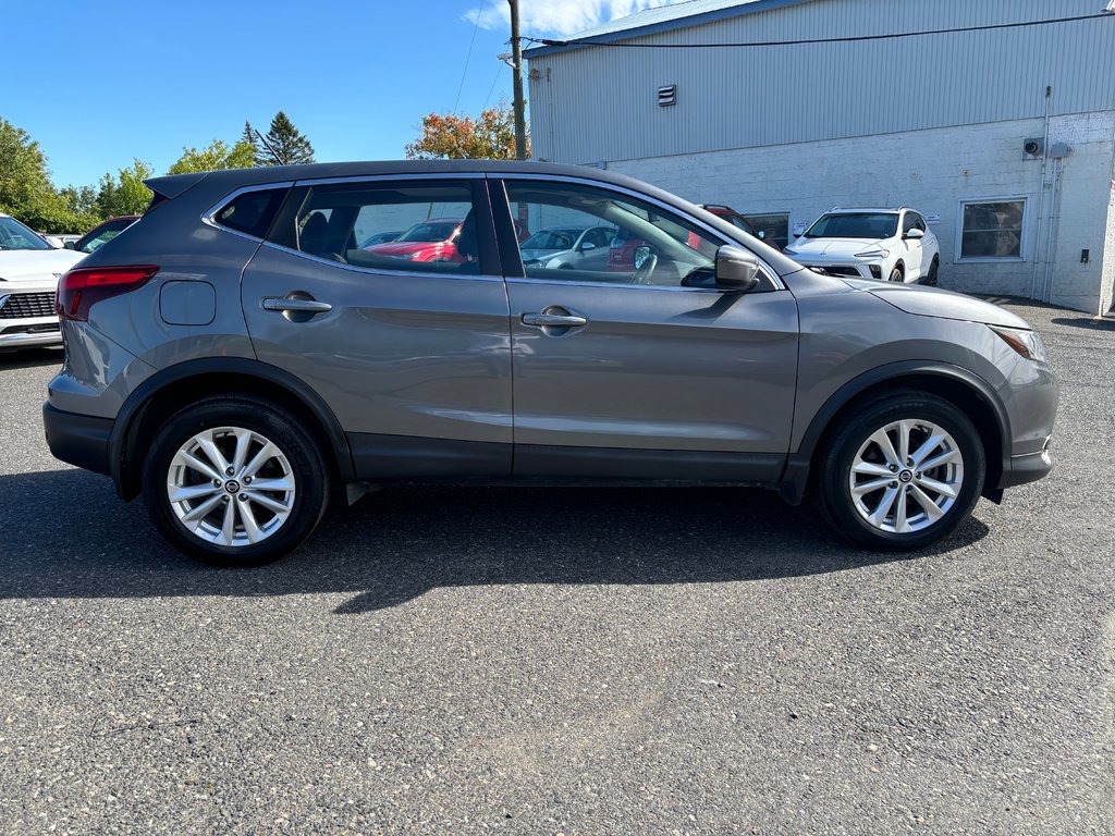 2019  Qashqai SV - AWD - Toit Ouvarant - Camera - Wow!! in Cowansville, Quebec - 7 - w1024h768px