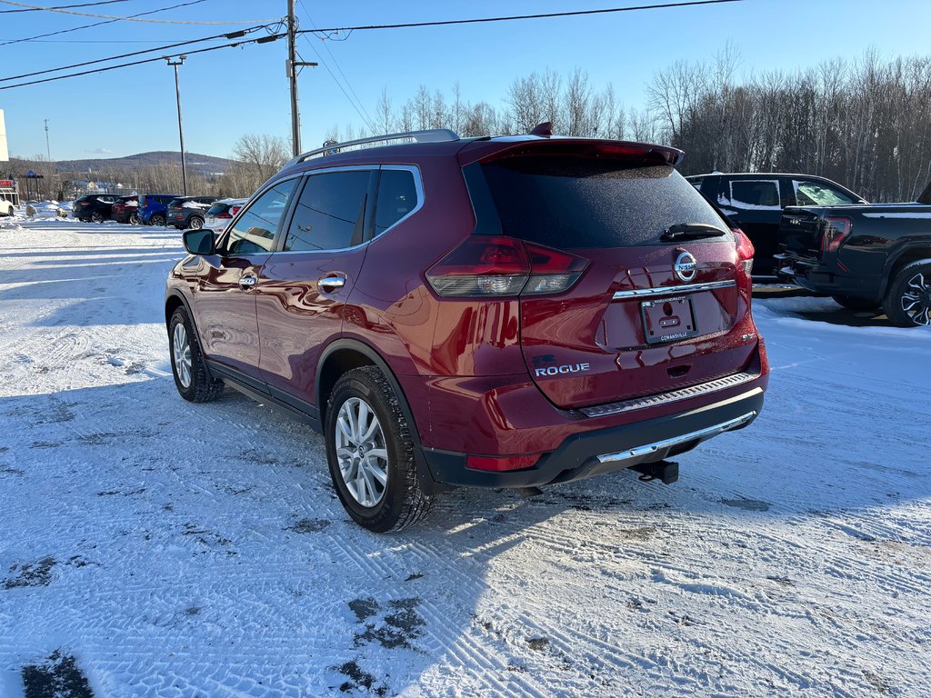 2018 Nissan Rogue SV in Cowansville, Quebec - 5 - w1024h768px