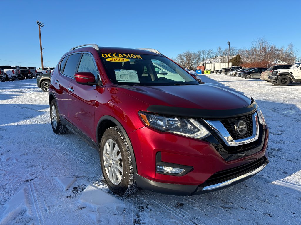 2018 Nissan Rogue SV in Cowansville, Quebec - 7 - w1024h768px