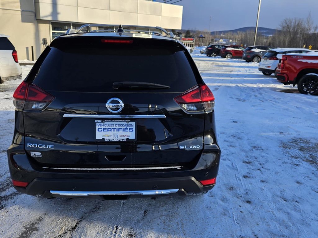 2019 Nissan Rogue SL in Cowansville, Quebec - 4 - w1024h768px