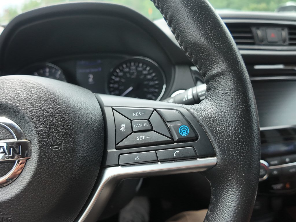 Nissan Rogue SL 2019 à Cowansville, Québec - 16 - w1024h768px