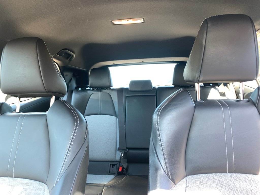 Corolla Hatchback XSE - 1 PROPRIÉTAIRE - TRÈS PROPRE!!! 2021 à Cowansville, Québec - 10 - w1024h768px