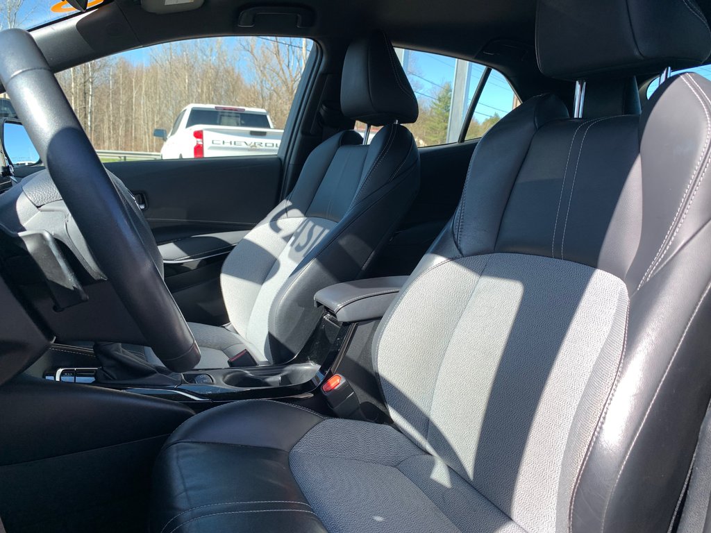 Corolla Hatchback XSE - 1 PROPRIÉTAIRE - TRÈS PROPRE!!! 2021 à Cowansville, Québec - 9 - w1024h768px