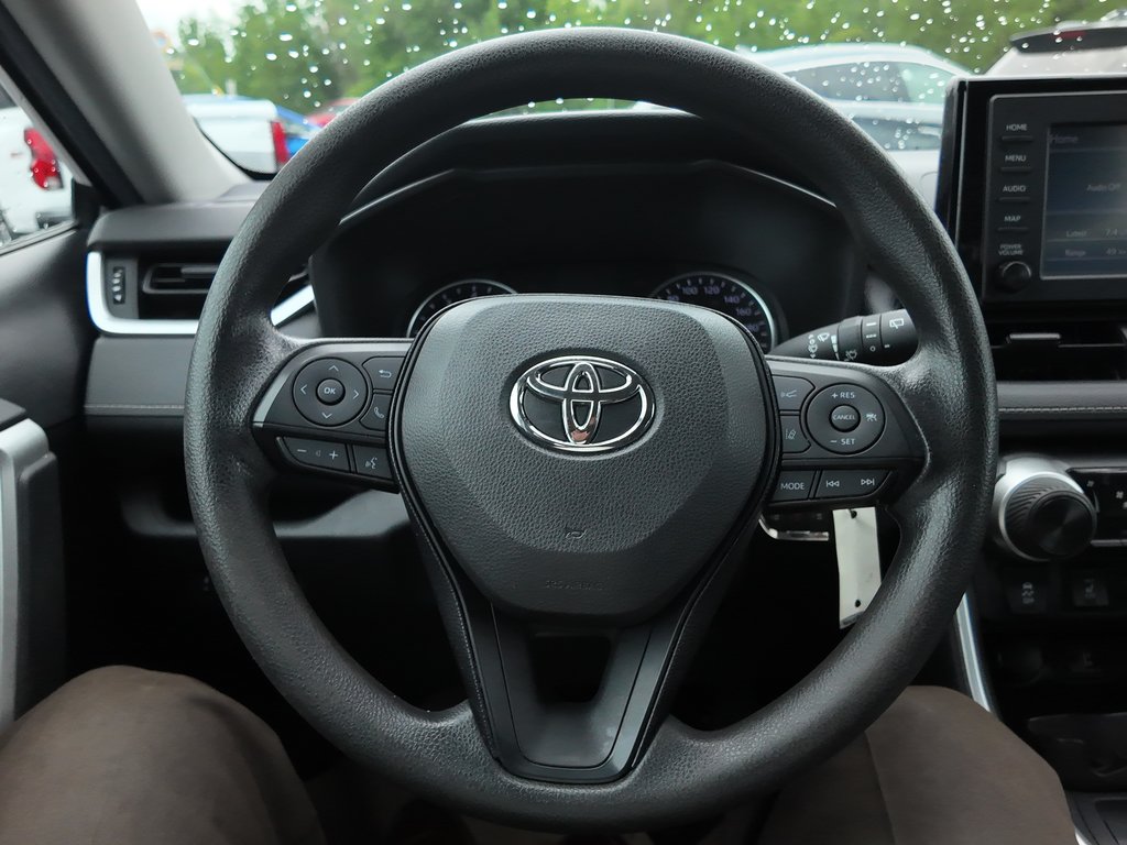 Toyota RAV4 LE 2019 à Cowansville, Québec - 11 - w1024h768px