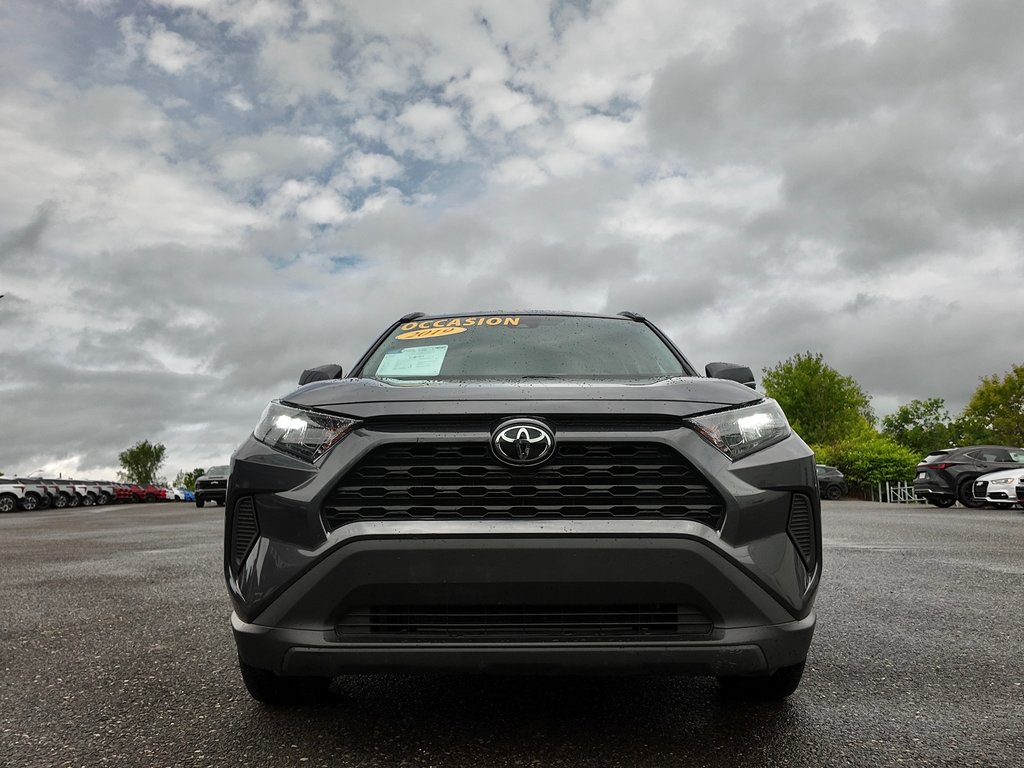 Toyota RAV4 LE 2019 à Cowansville, Québec - 2 - w1024h768px