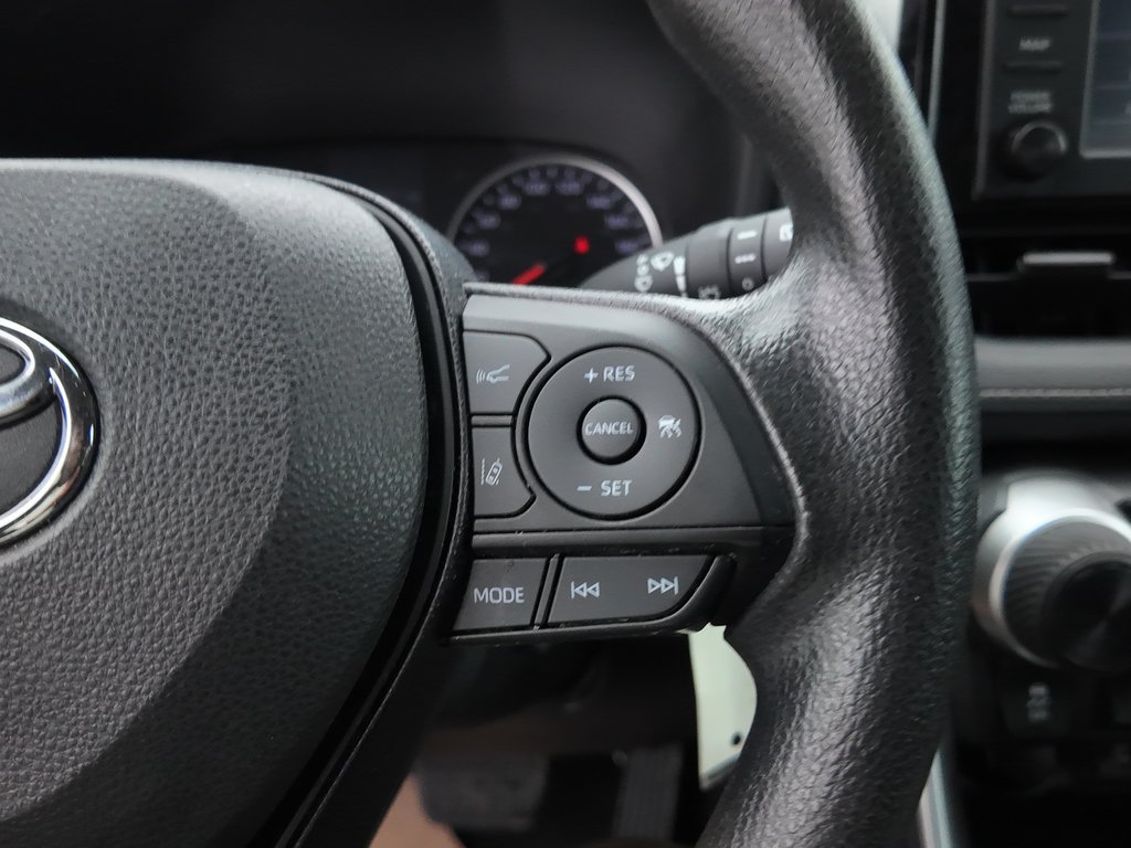 Toyota RAV4 LE 2019 à Cowansville, Québec - 9 - w1024h768px