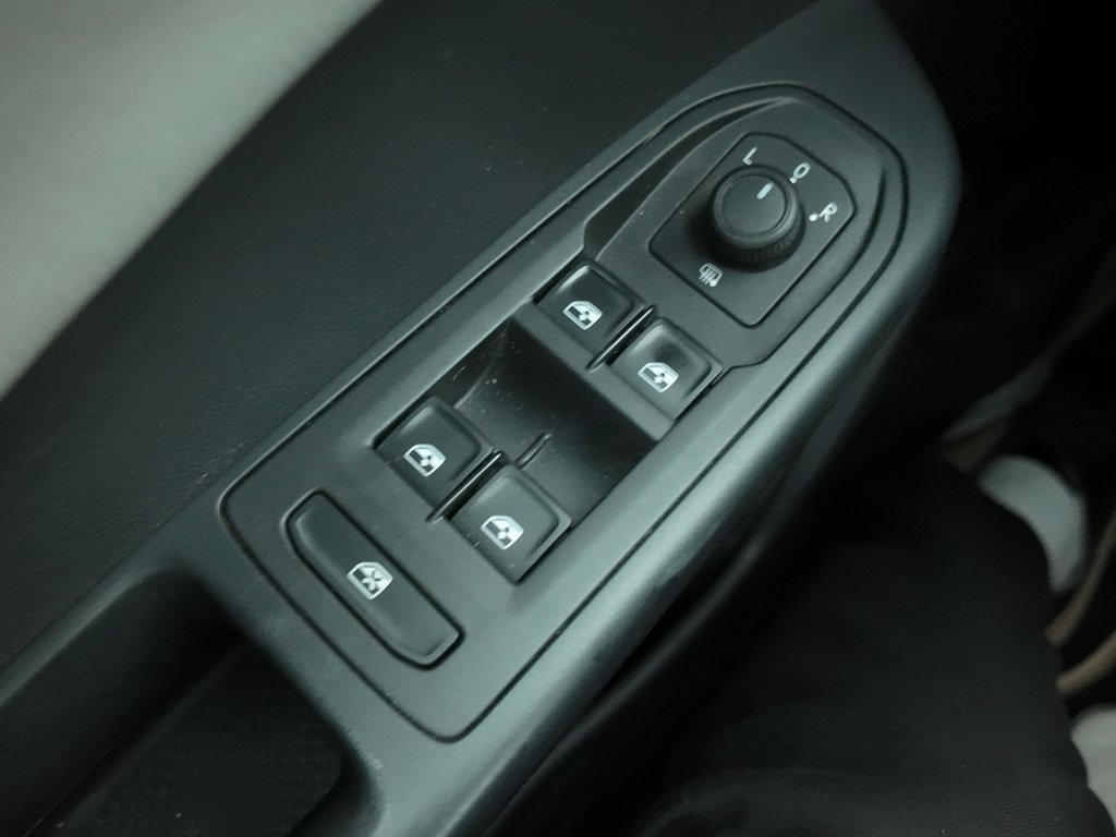 Volkswagen Taos Comfortline 2022 à Cowansville, Québec - 12 - w1024h768px