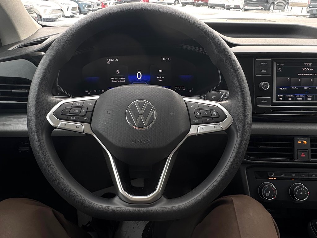 Volkswagen Taos Trendline 2022 à Cowansville, Québec - 10 - w1024h768px