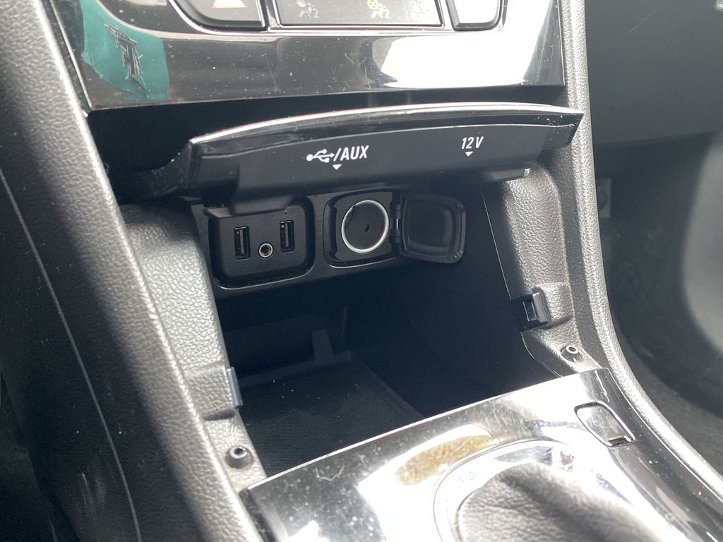 Buick ENCORE ESSENCE | Leather | SunRoof | Cam | HtdWheel 2019 à Saint John, Nouveau-Brunswick - 23 - w1024h768px