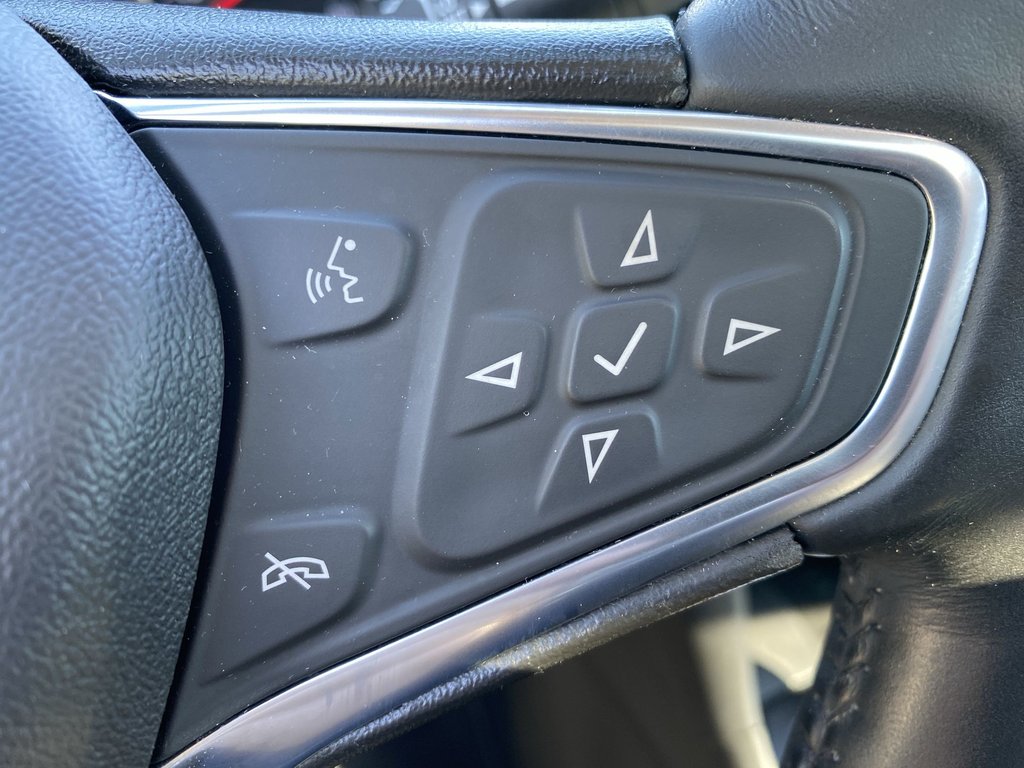 2018 Chevrolet EQUINOX PREMIER | LOCAL ONE OWNER | CLEAN CARFAX in Saint John, New Brunswick - 18 - w1024h768px