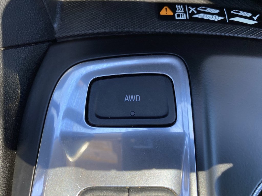 2018 Chevrolet EQUINOX PREMIER | LOCAL ONE OWNER | CLEAN CARFAX in Saint John, New Brunswick - 19 - w1024h768px
