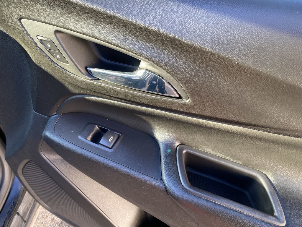 2019 Chevrolet EQUINOX LT | Cam | HtdSeats | Cruise | Park Assist in Saint John, New Brunswick - 35 - w1024h768px
