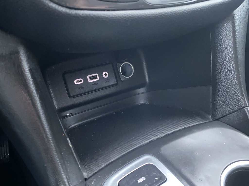 2019 Chevrolet EQUINOX LT | HDCam | HtdSeats | Cruise in Saint John, New Brunswick - 23 - w1024h768px