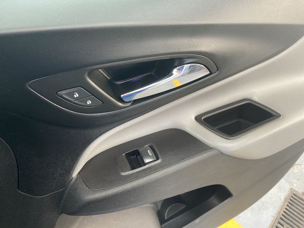 2022 Chevrolet EQUINOX LS | Cruise | Cam | Bluetooth in Saint John, New Brunswick - 36 - w1024h768px