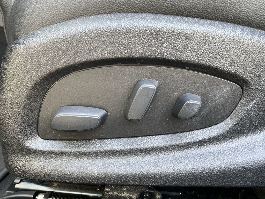 2019 Chevrolet IMPALA LT | Htd Seats | Htd Wheel | Cruise in Saint John, New Brunswick - 12 - w1024h768px