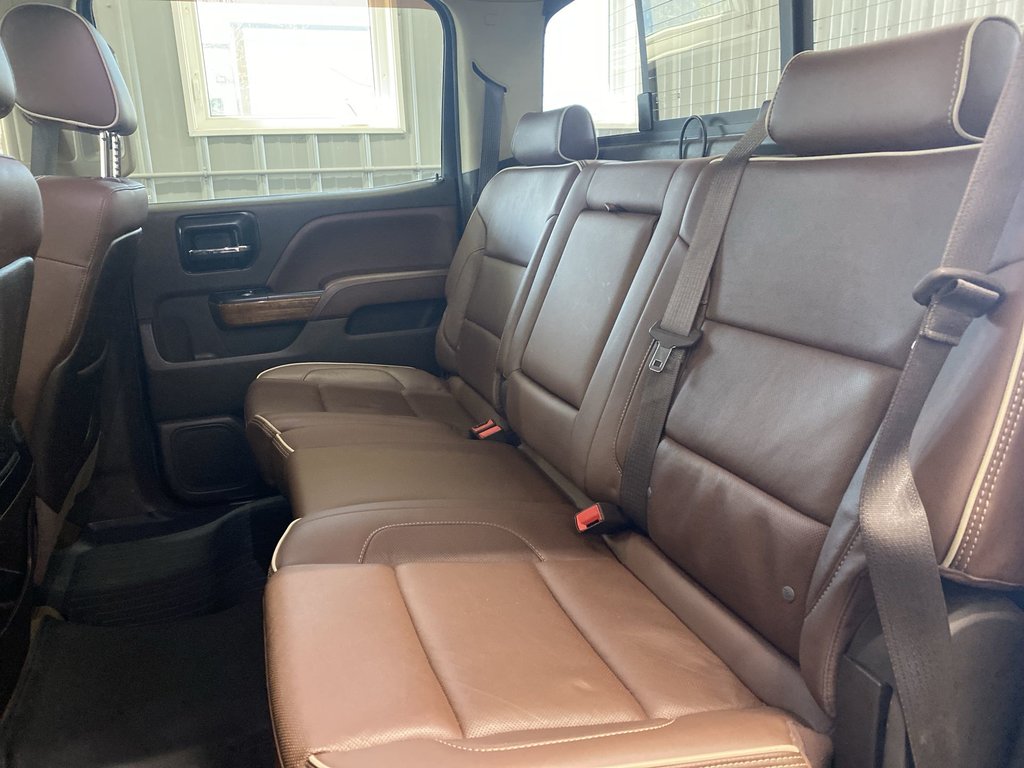2014 Chevrolet SILVERADO 1500 High Country | Leather | Sunroof | Heated Seats in Saint John, New Brunswick - 27 - w1024h768px