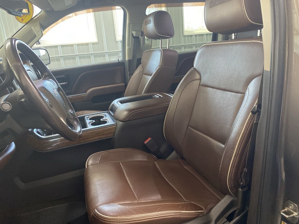 2014 Chevrolet SILVERADO 1500 High Country | Leather | Sunroof | Heated Seats in Saint John, New Brunswick - 11 - w1024h768px