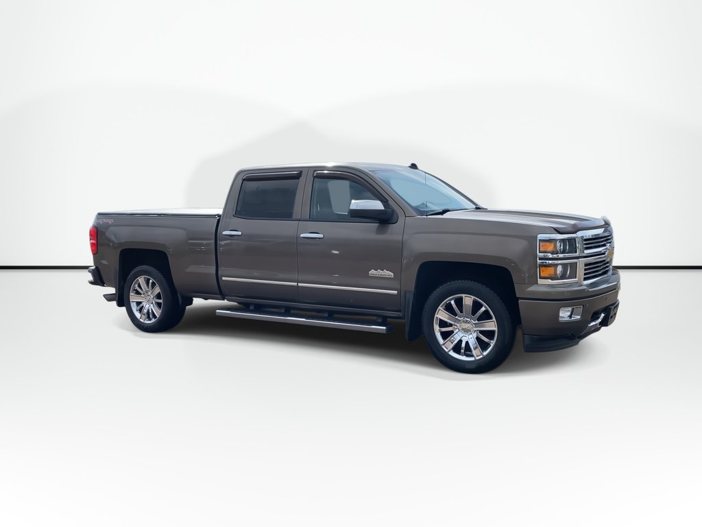 2014 Chevrolet SILVERADO 1500 High Country | Leather | Sunroof | Heated Seats in Saint John, New Brunswick - 2 - w1024h768px