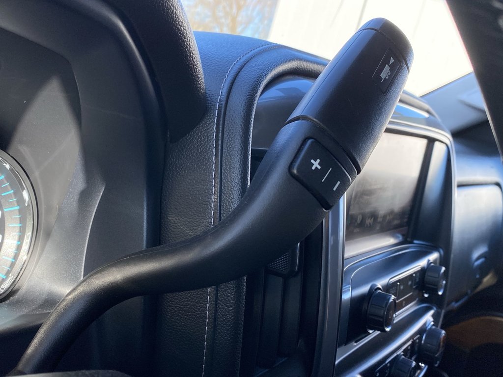 Chevrolet SILVERADO 1500 LTZ | Leather | Htd Seats | Cam | Cruise 2016 à Saint John, Nouveau-Brunswick - 25 - w1024h768px