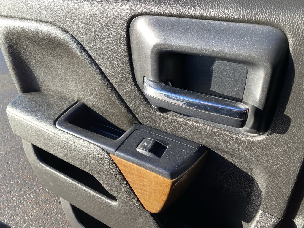 Chevrolet SILVERADO 1500 LTZ | Leather | Htd Seats | Cam | Cruise 2016 à Saint John, Nouveau-Brunswick - 29 - w1024h768px