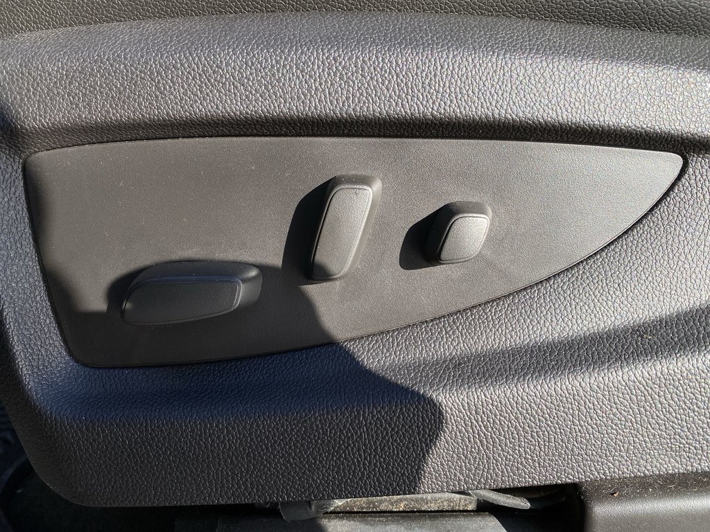 Chevrolet SILVERADO 1500 LTZ | Leather | Htd Seats | Cam | Cruise 2016 à Saint John, Nouveau-Brunswick - 12 - w1024h768px